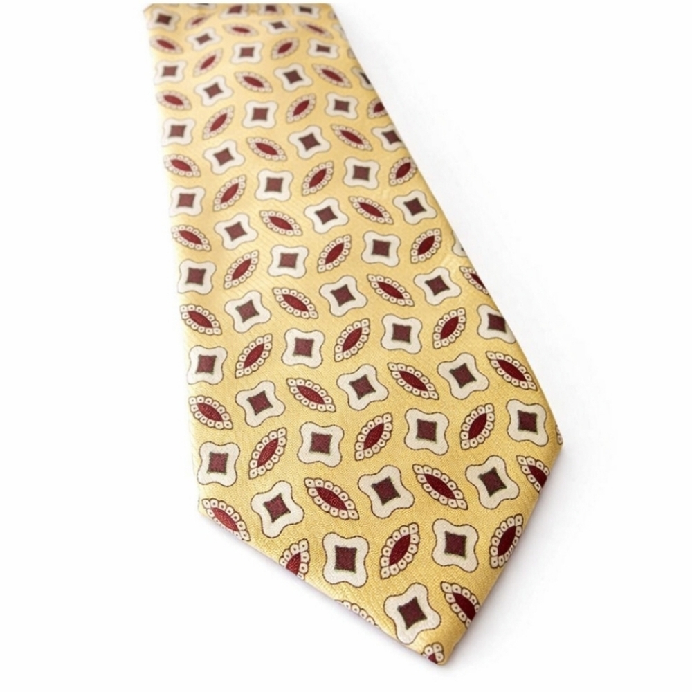 Neiman Marcus Silk Tie Made in Italy Gold Beige Red Geometric Medallion Men’s OS